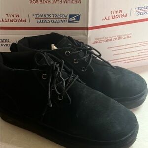 Koolaburra by Uggs size 8